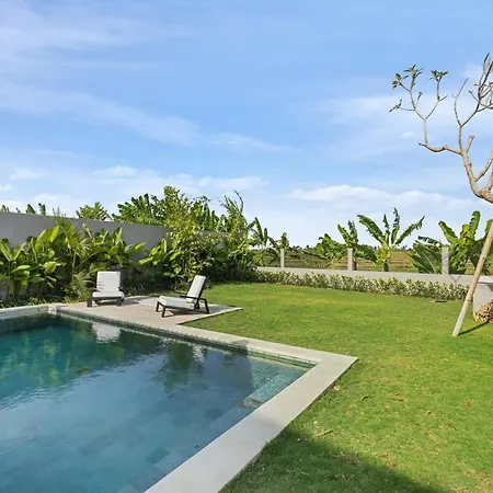 Villa Luxfield - Peaceful Minimalist 2Br Villa With Big Garden And Views